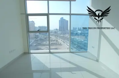 Apartment - 1 Bedroom - 1 Bathroom for rent in Alza 11 - Dubai Land - Dubai