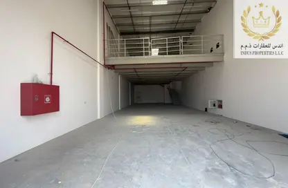 Warehouse - Studio - 1 Bathroom for rent in Al Jurf 2 - Al Jurf - Ajman Downtown - Ajman