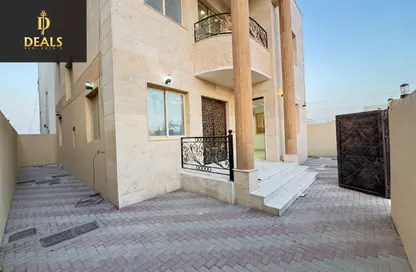 Villa - 5 Bedrooms - 6 Bathrooms for sale in Al Yasmeen 1 - Al Yasmeen - Ajman