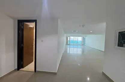 Apartment - 3 Bedrooms - 4 Bathrooms for rent in Al Mamzar - Al Mamzar - Sharjah - Sharjah Apartment - 3 Bedrooms - 4 Bathrooms for rent in Al Mamzar - Al Mamzar - Sharjah - Sharjah