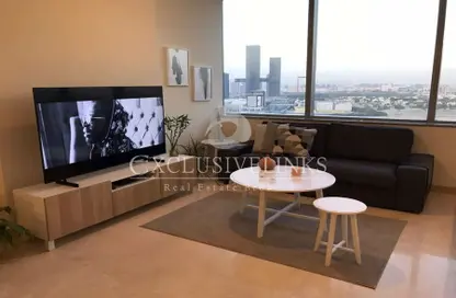 Living Room image for: Apartment - 1 Bathroom for sale in Sky Gardens - DIFC - Dubai, Image 1