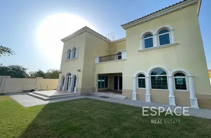 Villa - 3 Bedrooms - 4 Bathrooms for rent in Legacy - Jumeirah Park - Dubai