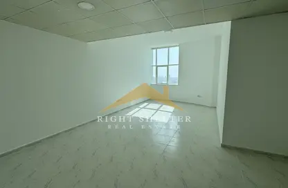 شقة - 2 غرف نوم - 3 حمامات للايجار في راك تاور - السير - رأس الخيمة