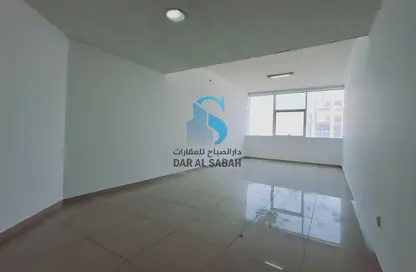 Apartment - Studio - 1 Bathroom for rent in Al Nahda Complex - Al Nahda - Sharjah