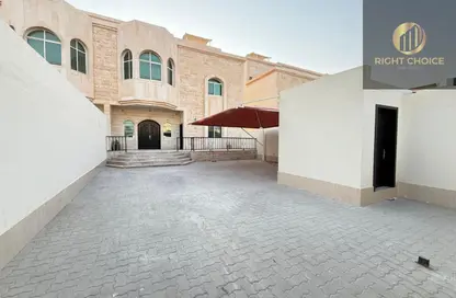 فيلا - 5 غرف نوم - 7 حمامات للايجار في فيلات مدينة خليفة آيه - مدينة خليفة أ - مدينة خليفة - أبوظبي