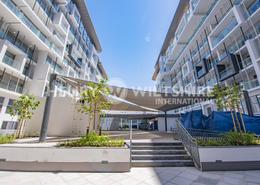 Outdoor Building image for: Duplex - 2 bedrooms - 3 bathrooms for rent in Oasis 1 - Oasis Residences - Masdar City - Abu Dhabi, Image 1
