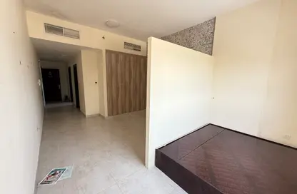 Apartment - Studio - 1 Bathroom for rent in Downtown Fujairah - Fujairah