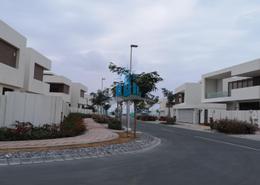 Villa - 4 bedrooms - 5 bathrooms for rent in West Yas - Yas Island - Abu Dhabi
