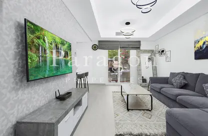Villa - 2 Bedrooms - 3 Bathrooms for rent in Springs 10 - The Springs - Dubai
