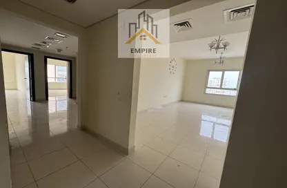 Apartment - 3 Bedrooms - 3 Bathrooms for rent in Al Khan Lagoon Tower - Al Khan Lagoon - Al Khan - Sharjah