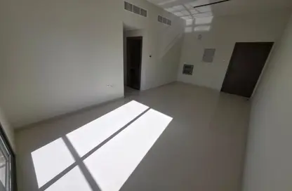 شقة - 2 غرف نوم - 2 حمامات للايجار في برج النعيمية 1 - أبراج النعيمية - النعيمية - عجمان