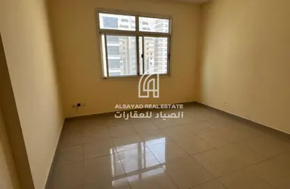 Apartment - 2 Bedrooms - 2 Bathrooms for rent in Al Khan Lagoon Tower - Al Khan Lagoon - Al Khan - Sharjah