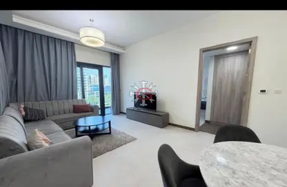 Apartment - 1 Bedroom - 2 Bathrooms for rent in SOL Bay - Business Bay - Dubai