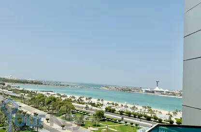 Apartment - 4 Bedrooms - 5 Bathrooms for rent in Al Sahel Tower 1 - Al Sahel Towers - Corniche Road - Abu Dhabi