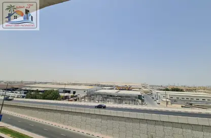 شقة - 2 غرف نوم - 2 حمامات للايجار في ذا سكواير 1 - تجارية مويلح - الشارقة