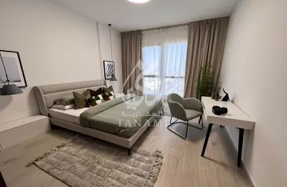 Room / Bedroom image for: Apartment - 1 Bedroom - 1 Bathroom for sale in Rahaal 2 - Madinat Jumeirah Living - Umm Suqeim - Dubai, Image 1