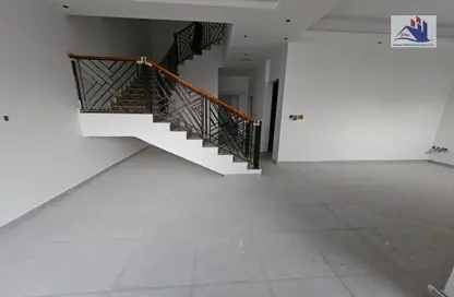 Villa - 5 Bedrooms - 7 Bathrooms for rent in Al Azra - Al Riqqa - Sharjah