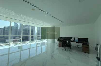 مكتب - استوديو - 2 حمامات للبيع في B2B  برج - الخليج التجاري - دبي