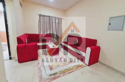 شقة - غرفة نوم - 1 حمام للايجار في مساكن كورنيش عجمان - طريق كورنيش عجمان - عجمان