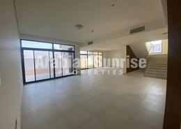 Villa - 4 bedrooms - 5 bathrooms for rent in West Yas - Yas Island - Abu Dhabi
