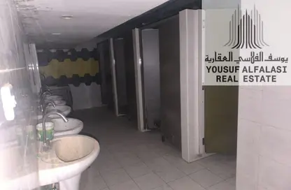 Warehouse - Studio - 6 Bathrooms for rent in Al Jurf Industrial 2 - Al Jurf Industrial - Ajman