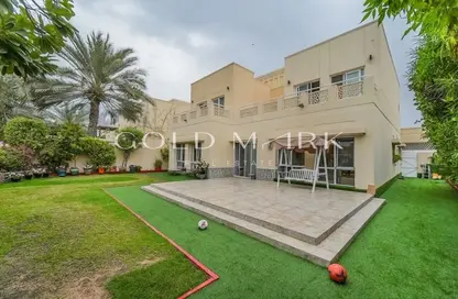 Villa - 4 Bedrooms - 5 Bathrooms for rent in Meadows 2 - Meadows - Dubai