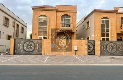 فيلا - 5 غرف نوم - 7 حمامات للايجار في 1 المويهات - المويهات - عجمان