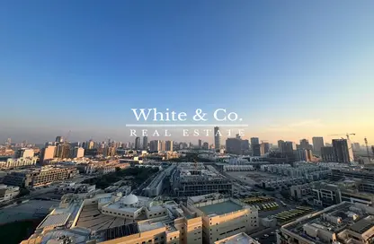 Apartment - 1 Bedroom - 1 Bathroom for rent in Bloom Towers C - Bloom Towers - Jumeirah Village Circle - Dubai