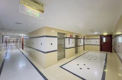 Apartment - 2 Bedrooms - 2 Bathrooms for rent in Al Barsha 1 - Al Barsha - Dubai