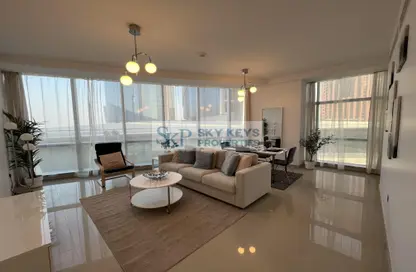 Living Room image for: Apartment - 1 Bedroom - 2 Bathrooms for rent in Etihad Tower 4 - Etihad Towers - Corniche Road - Abu Dhabi, Image 1