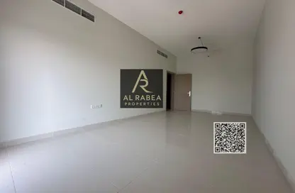 Apartment - 3 Bedrooms - 4 Bathrooms for rent in Al Jurf 2 - Al Jurf - Ajman Downtown - Ajman