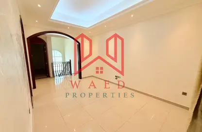 Villa - 4 Bedrooms - 6 Bathrooms for rent in Al Wuheida - Deira - Dubai
