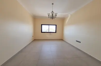 شقة - 2 غرف نوم - 2 حمامات للايجار في المرايجب - الجيمي - العين