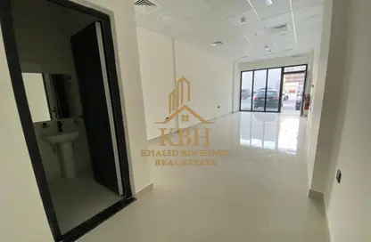 Shop - Studio - 1 Bathroom for rent in AlFalah - Muwaileh Commercial - Sharjah