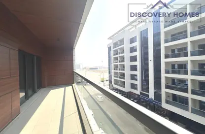 Apartment - 1 Bedroom - 2 Bathrooms for rent in Trio Building - Al Barsha 1 - Al Barsha - Dubai