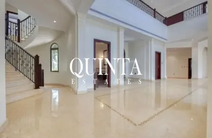 Villa - 5 Bedrooms - 6 Bathrooms for rent in Signature Villas Frond E - Signature Villas - Palm Jumeirah - Dubai