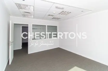 Office Space - Studio for rent in EIB 04 Building - Dubai Media City - Dubai