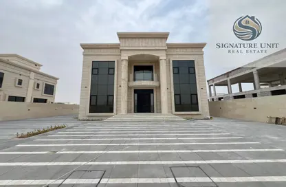 Villa - 4 Bedrooms - 6 Bathrooms for rent in Wadi Alshabak - Dubai