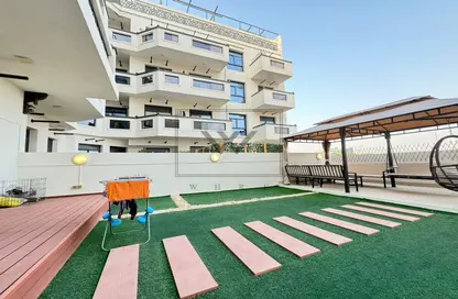 شقة - 2 غرف نوم - 4 حمامات للايجار في اقامة بلازو - مثلث قرية الجميرا - دبي