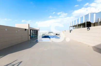 Duplex - 4 Bedrooms - 5 Bathrooms for rent in Al Hattan Residence - Al Raha Beach - Abu Dhabi