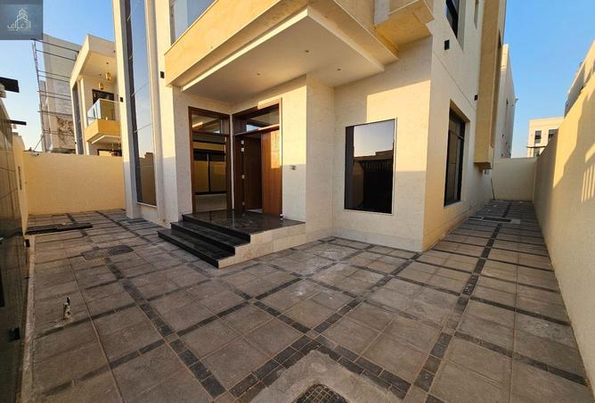 15977120 - Property Image 2