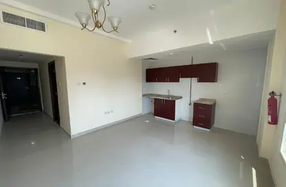 Apartment - Studio - 1 Bathroom for rent in Abu Shagara building - Abu shagara - Sharjah