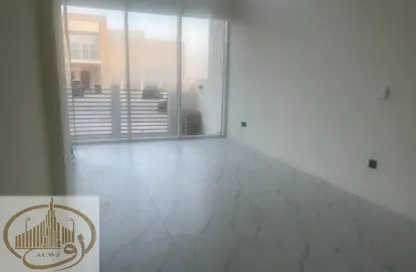 تاون هاوس - 2 غرف نوم - 3 حمامات للايجار في روكان 3 - روكان - دبي لاند - دبي