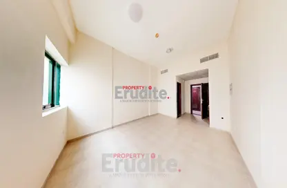Apartment - Studio - 1 Bathroom for rent in Al Shaiba Building - Dubai Outsource Zone - Dubai