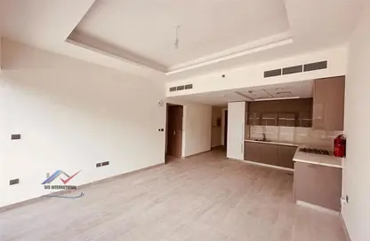 Empty Room image for: Apartment - 2 Bedrooms - 2 Bathrooms for rent in AZIZI Riviera 29 - Meydan One - Meydan - Dubai, Image 1