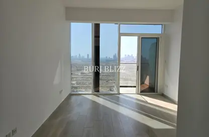 Apartment - Studio - 1 Bathroom for rent in Bloom Towers B - Bloom Towers - Jumeirah Village Circle - Dubai