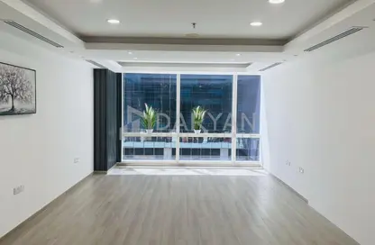 Office Space - Studio for rent in Tamani Art Tower - Business Bay - Dubai