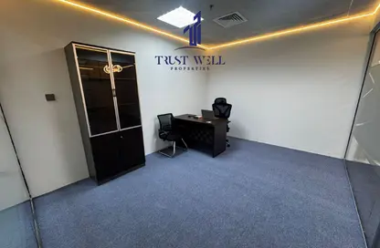 Office Space - Studio - 4 Bathrooms for rent in Al Sawari Tower - Al Khalidiya - Abu Dhabi