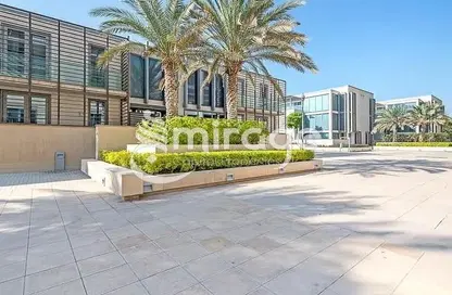 Villa - 5 Bedrooms - 7 Bathrooms for sale in Beach Villas - Al Zeina - Al Raha Beach - Abu Dhabi