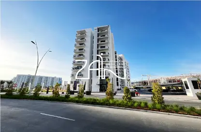 Apartment - Studio - 1 Bathroom for sale in Waters Edge - Yas Island - Abu Dhabi